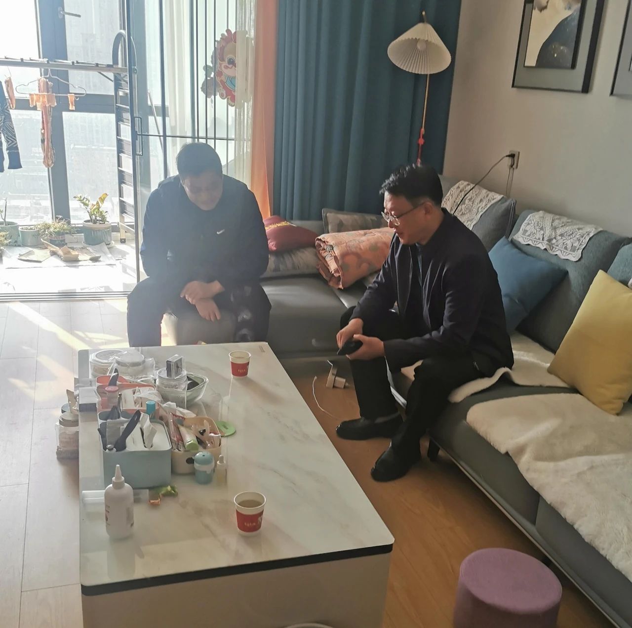 歲寒送溫暖 真情暖人心——信陽(yáng)華信建投集團(tuán)走訪慰問(wèn)退休職工
